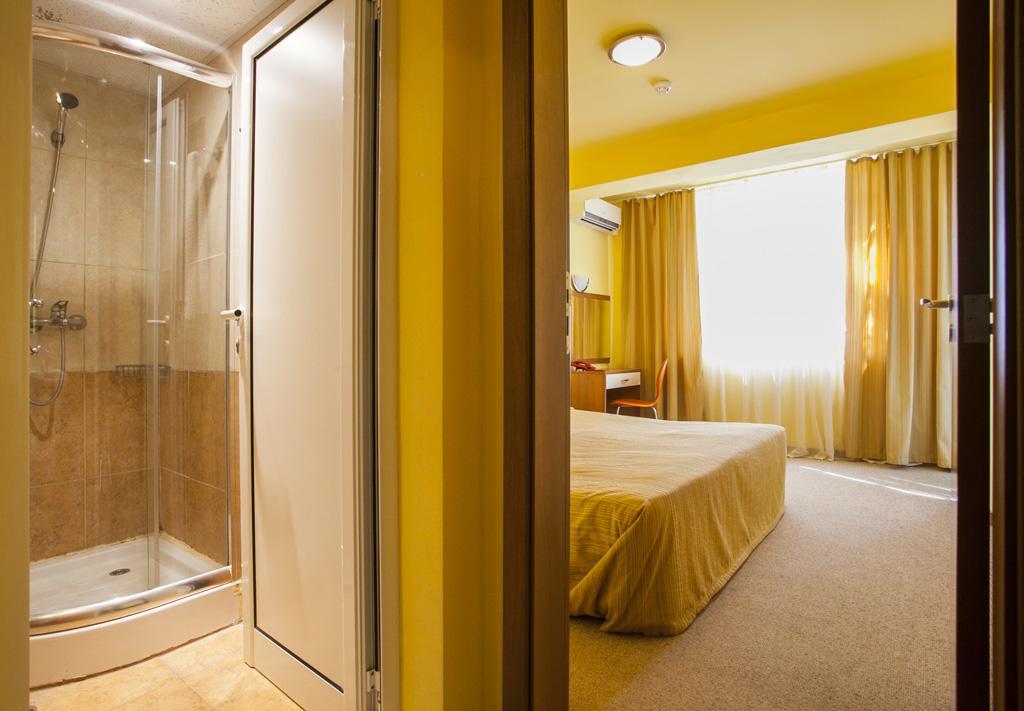 Strandzha Hotel - Free Parking Golden Sands Exterior photo